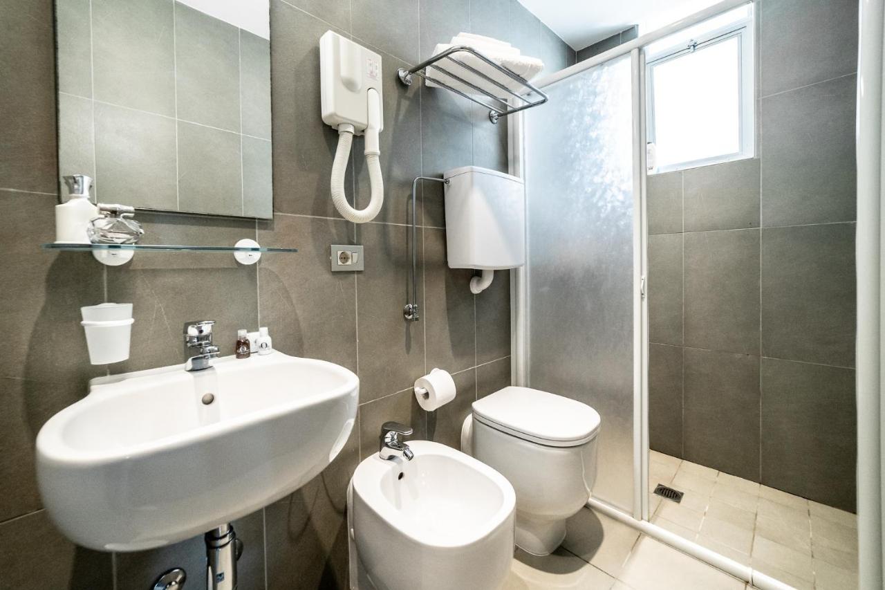 Hotel Columbia Bellaria-Igea Marina Ngoại thất bức ảnh