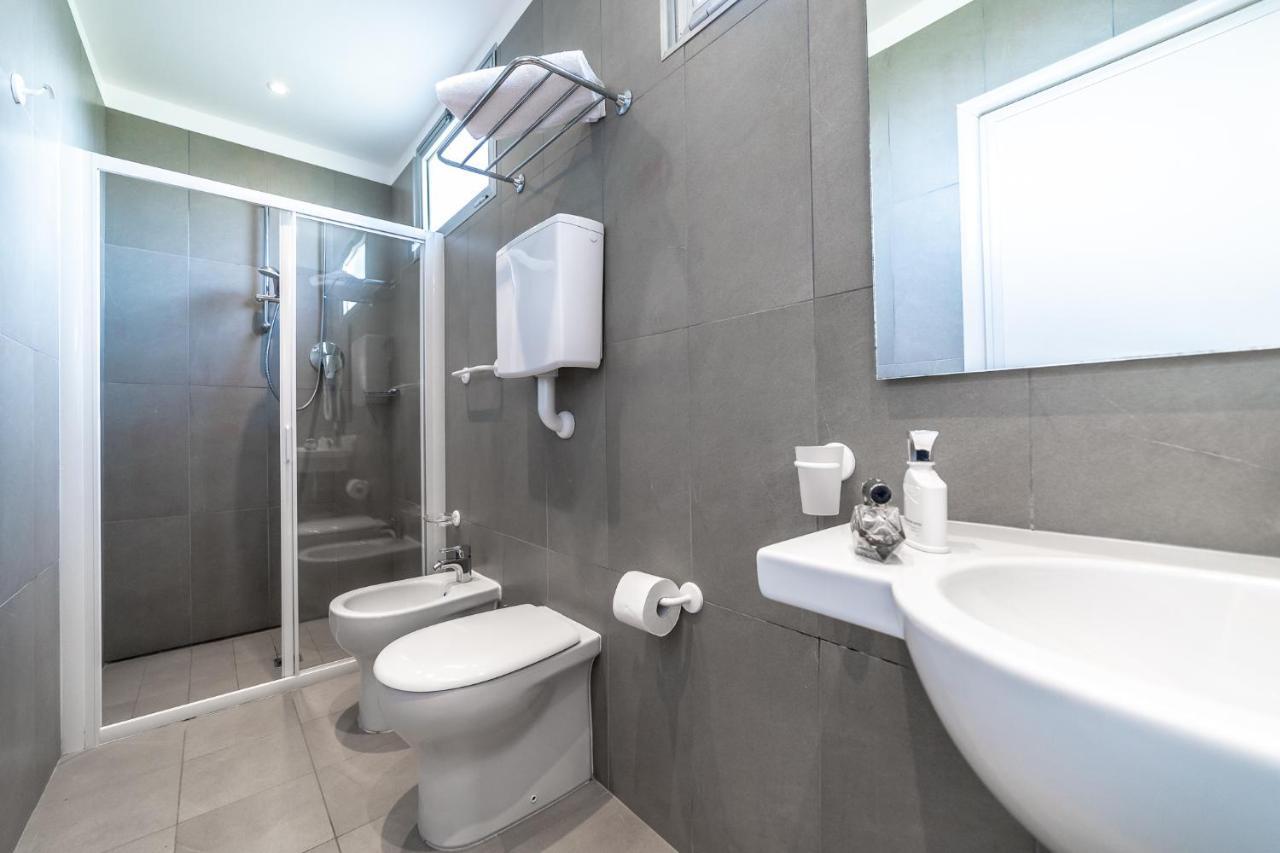Hotel Columbia Bellaria-Igea Marina Ngoại thất bức ảnh