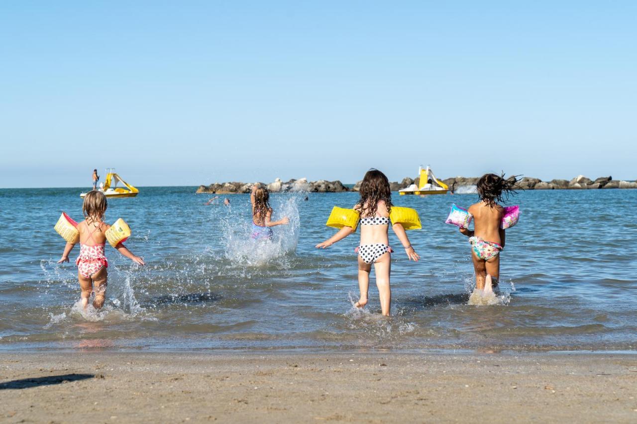 Hotel Columbia Bellaria-Igea Marina Ngoại thất bức ảnh